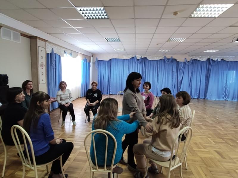  Тренинг для педагогов на тему: «Командный дух». Педагог-психологКарпович К.В.